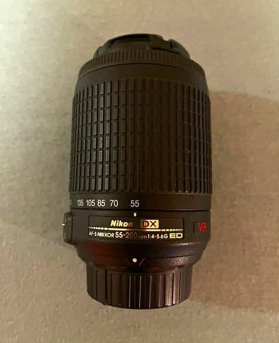 Nikon nikkor 55 200mm - dx,