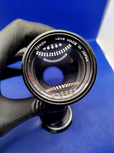 Canon lens 200 - fd, 1:4